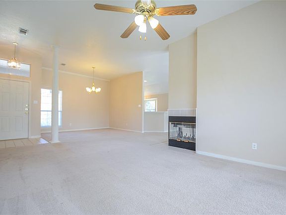 5th image of 1806 Joan Dr
