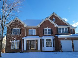 24784 High Plateau Ct, Aldie, VA 20105