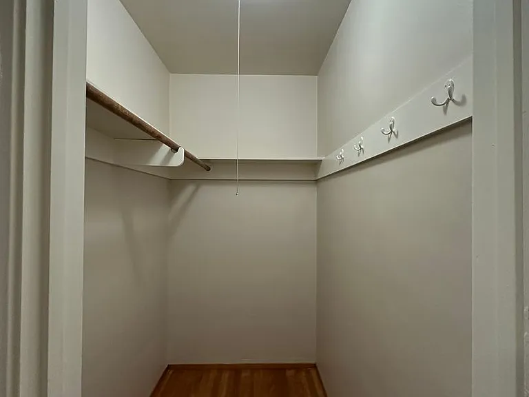 2508 L Street Classic Midtown Living — Photo 30