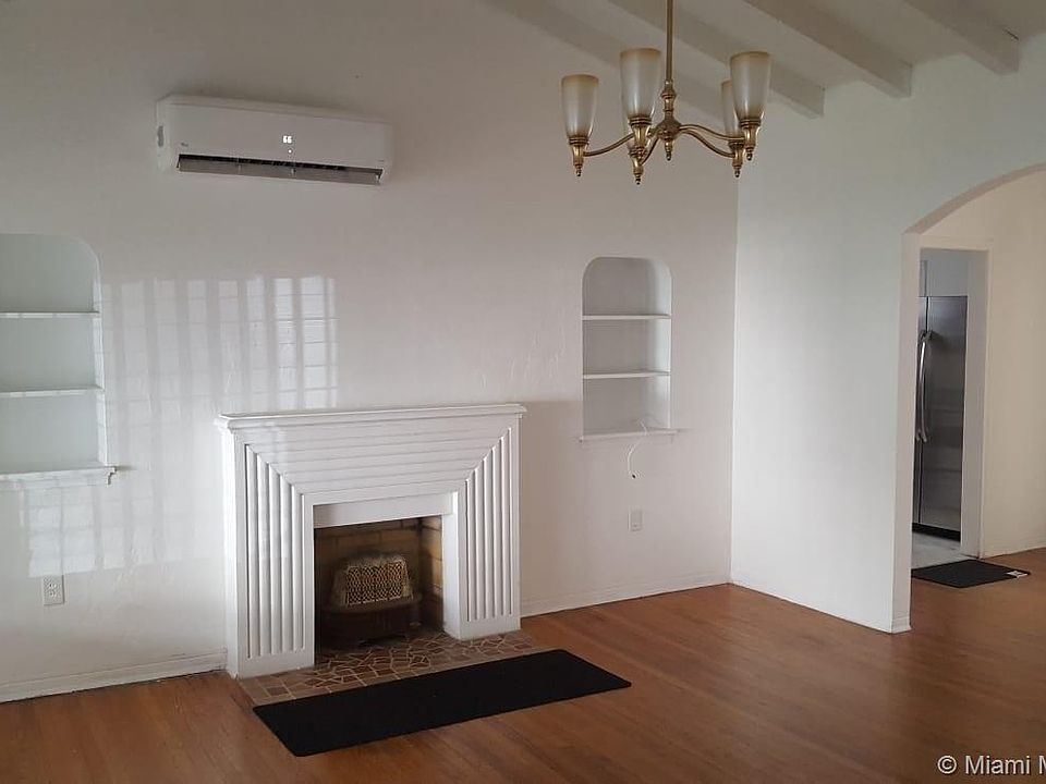 1st image of 7921 Carlyle Ave #0