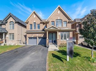 30 Tiger Cres, Brampton, ON L6R 4C1