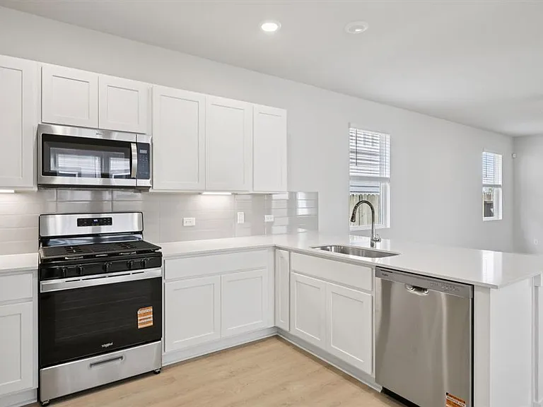 2058 Alice Jay Way — Photo 30