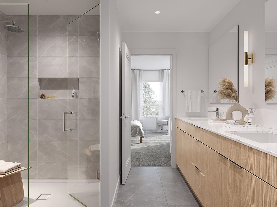 1st image of 375 Clayton St #103