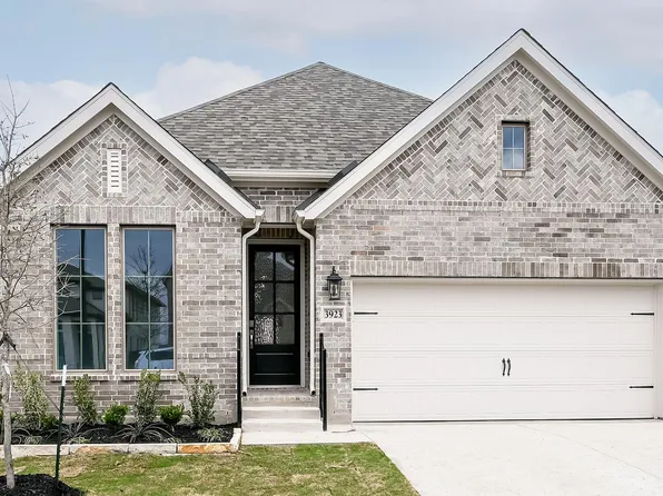 3923 Melody Rd, Lockhart, TX 78644