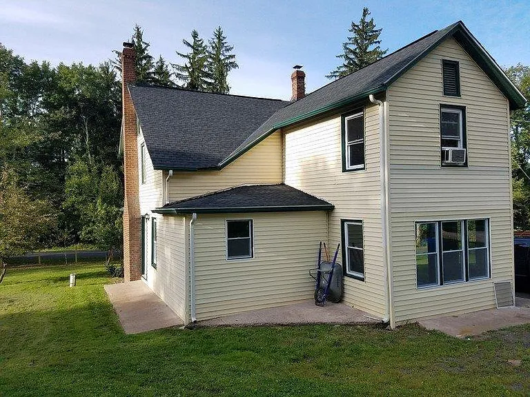 270 Wellington Rd — Photo 5