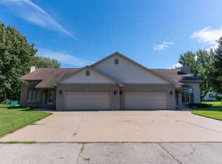 N9674 Golden Way, Appleton, WI 54915