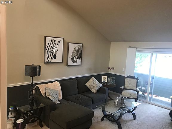 3rd image of 6904 NE 43rd St APT E