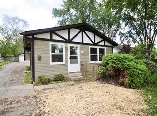 111 Bellevue Dr, Round Lake Park, IL 60073