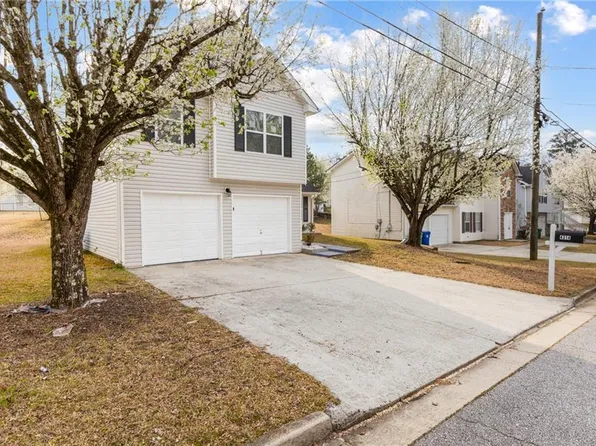 4314 Ward Bluff Ct, Ellenwood, GA 30294