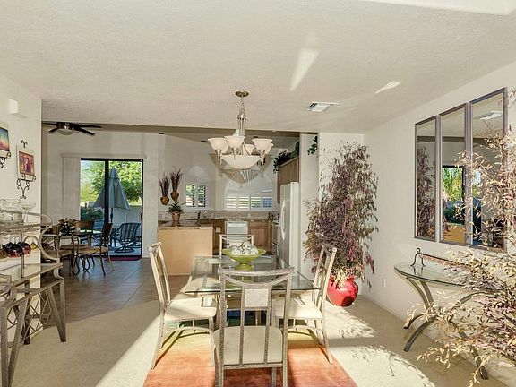 3rd image of 6144 S Fairway Pl