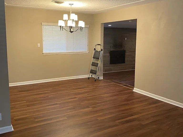 3952 Roesner Ave — Photo 9