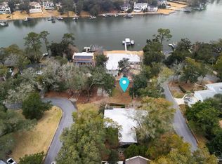3200 Seville Dr, Pensacola, FL 32503