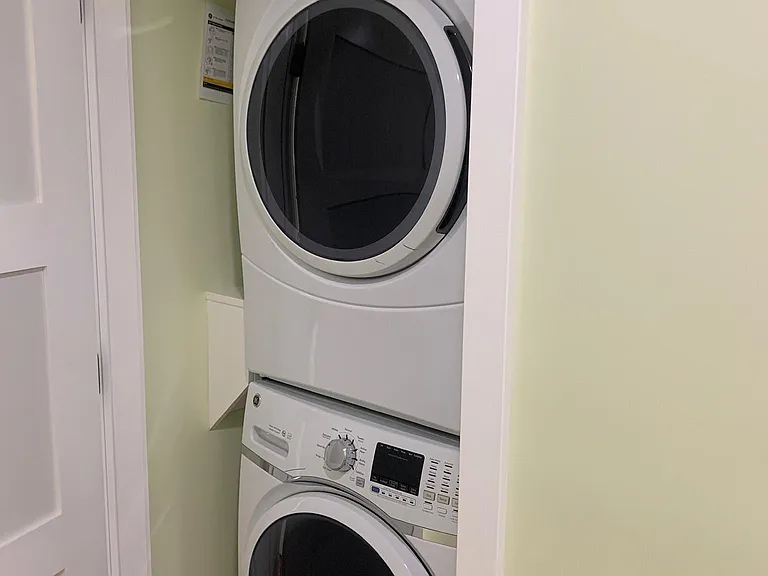 Stackable Washer and Dryer, Large