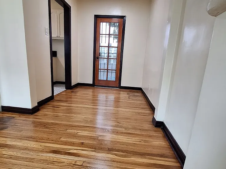 3741 S. Arlington Ave — Photo 13