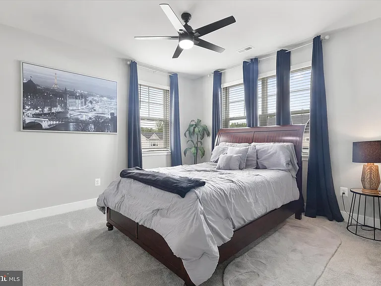 5680 Lewis Carroll Dr — Photo 29