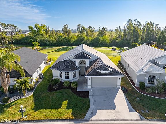 3rd image of 3508 Sabal Springs Blvd