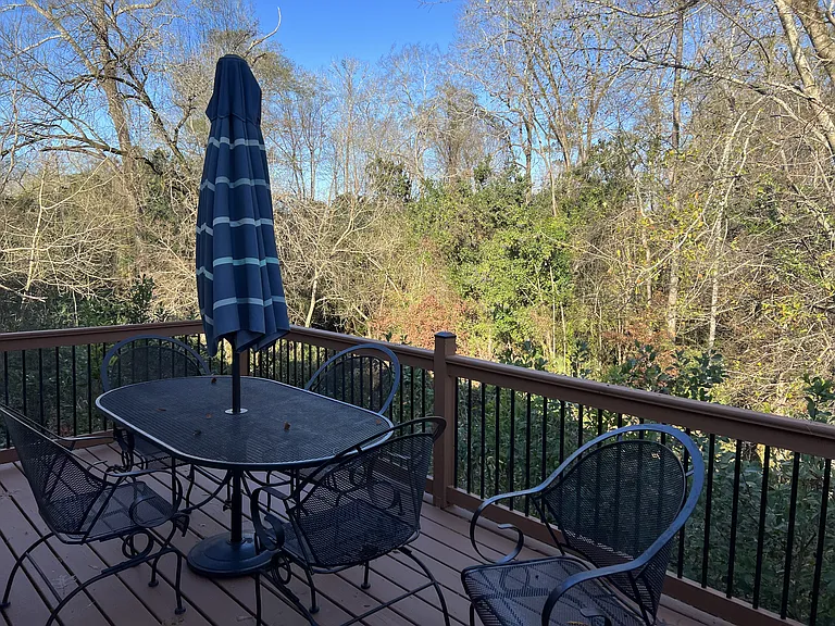2827 Springwood Dr — Photo 13