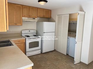 10416 29th St E, Puyallup, WA 98372