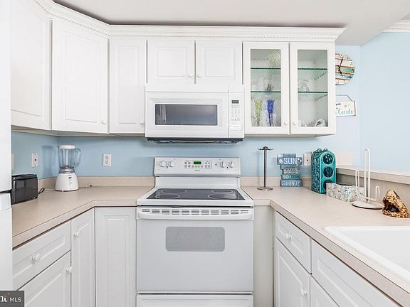 5th image of 5405 Coastal Hwy Unit 410