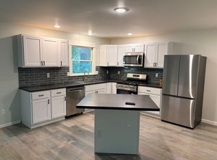 15294 Millhouse Ct, Grand Haven, MI 49417