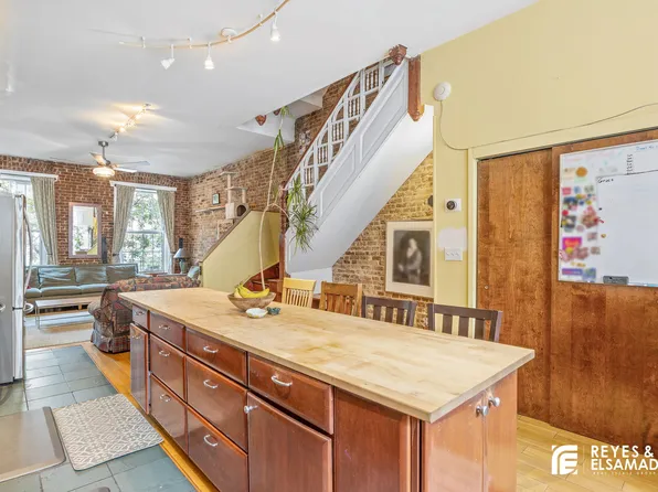 558 West 173rd Street image 1 of 10