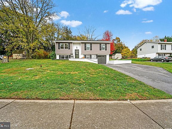 2nd image of 298 Jenny Dr