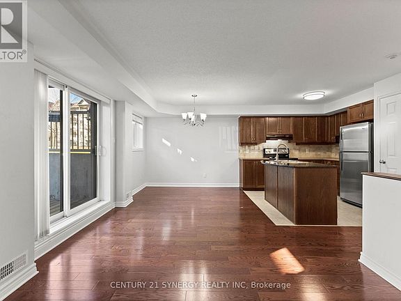 5th image of 38 Barnstone Dr #2