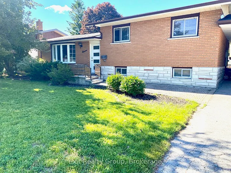 11 Somerset St — Photo 1
