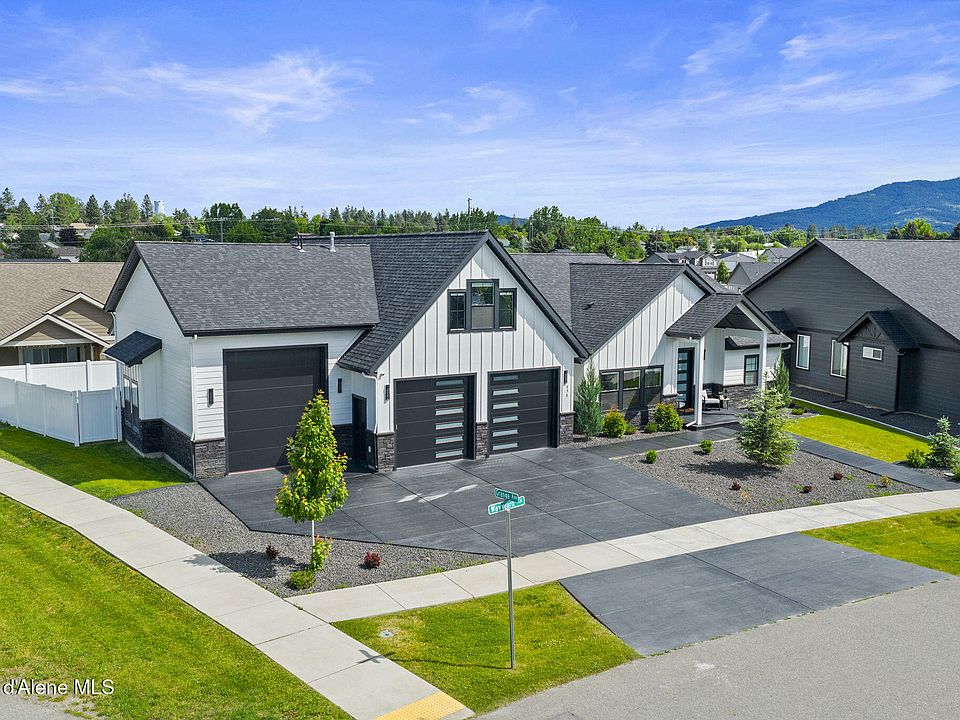 1st image of 898 W Wayward Cir