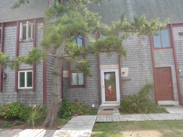 24 Arkansas Ave, Nantucket, MA 02554