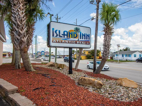 215 Fort Macon Rd #108, Atlantic Beach, NC 28512
