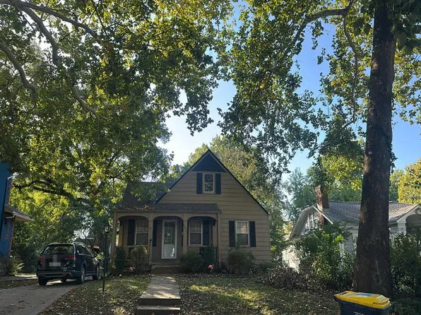 7334 Washington St, Kansas City, MO 64114