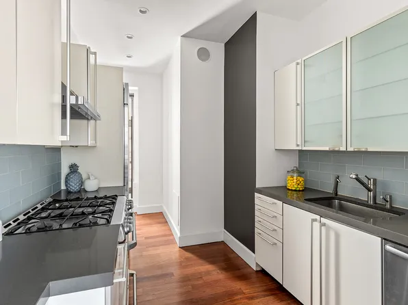 246 West End Avenue image 5 of 16