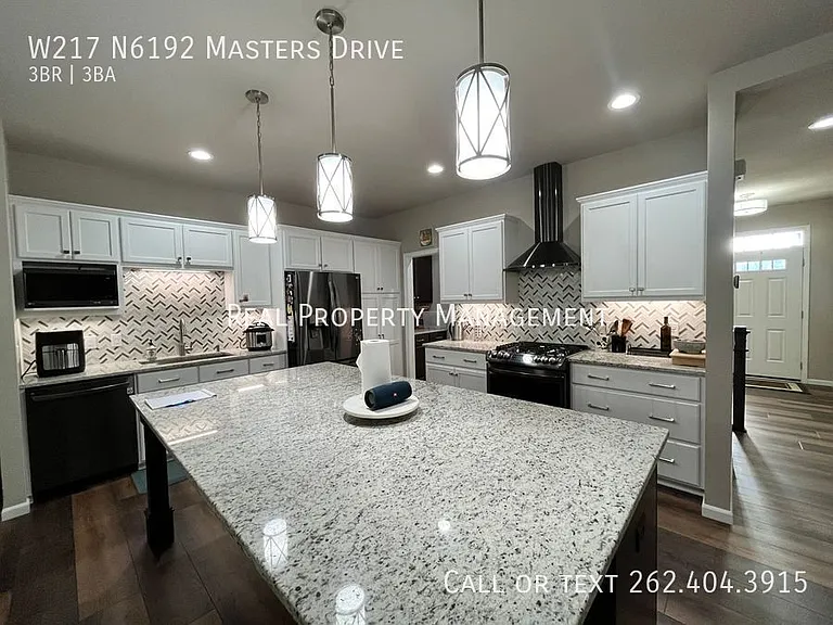 W217N6192 Masters Dr — Photo 6