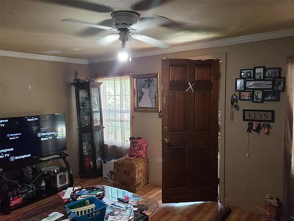 5th image of 601 Oaklawn Dr