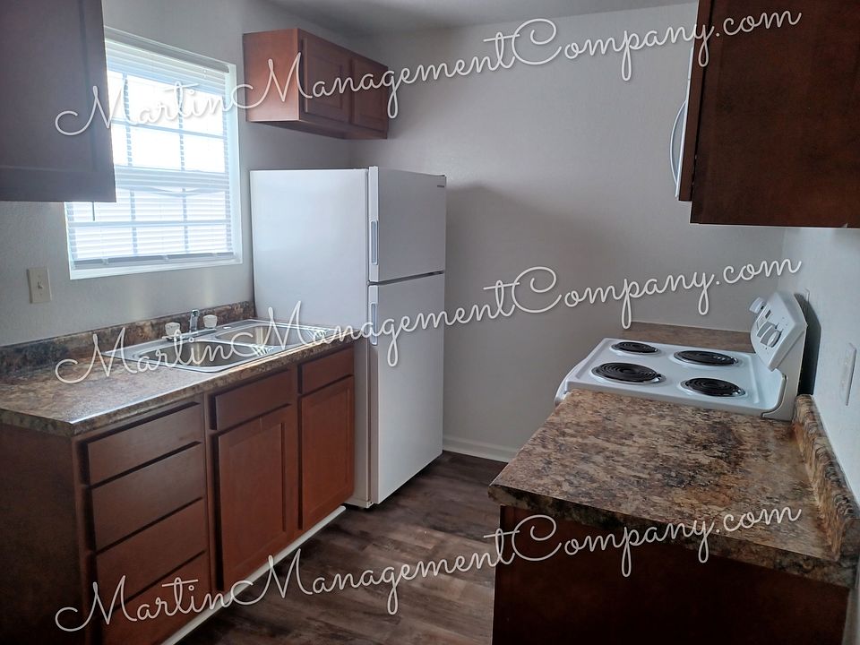 1st image of 1900 W 10th St #B1-b6