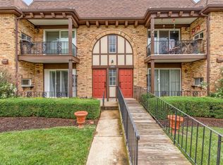 11872 Cresta Verde Dr APT C, Saint Louis, MO