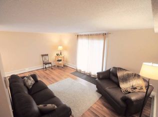 10731 84th Ave NW #1A, Edmonton, AB T6E2H8