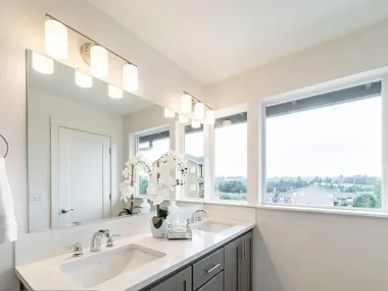 6175 Blue River Dr SE — Photo 13