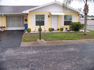 1016 Warwick Ct, Sun City Center, FL 33573