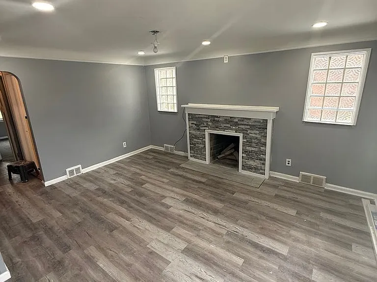 11785 Nashville St — Photo 1