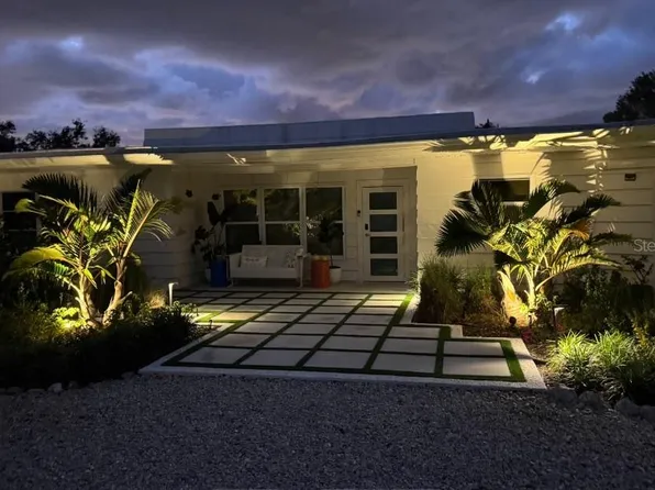 6304 Beechwood Ave, Sarasota, FL 34231