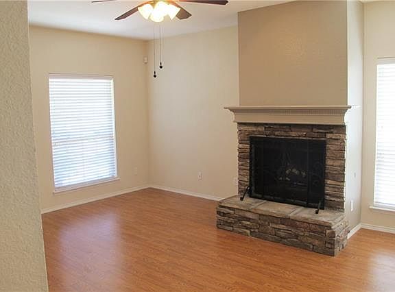 2nd image of 10969 Caldwell Ln