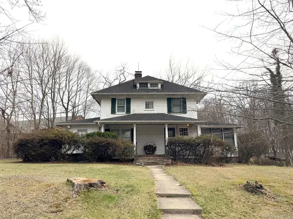 118 Main Street, Setauket, NY 11733