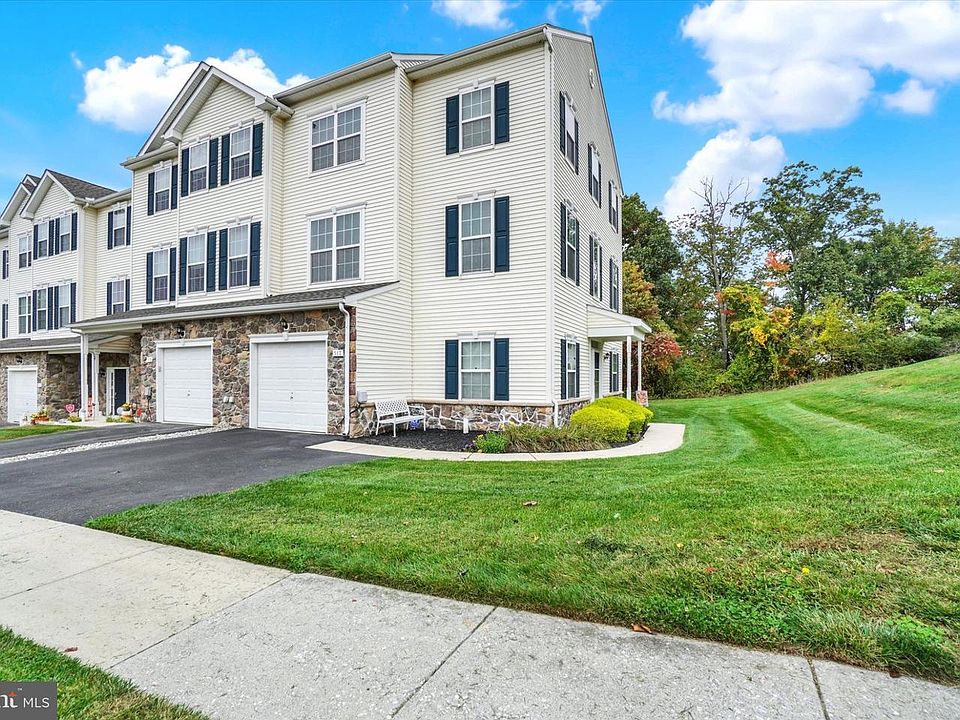 1st image of 517 Marion Rd #517