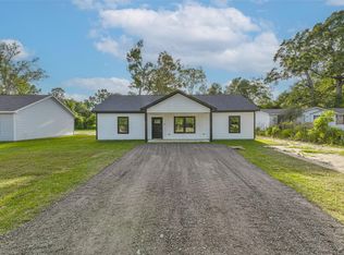 106 County Road 3704, Splendora, TX 77372