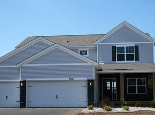 9841 67th St S, Cottage Grove, MN 55016