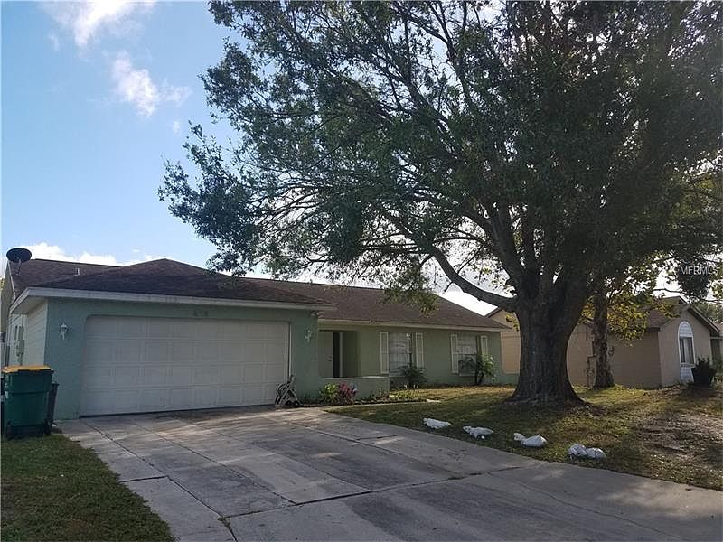 1st image of 818 Aspenwood Cir