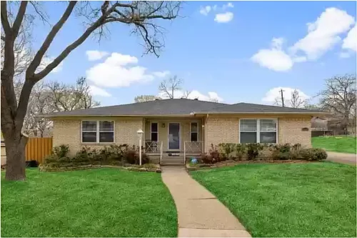 10809 Marchant Cir Photo 1