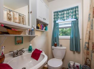 458 Norwich Westerly Rd, North Stonington, CT 06359